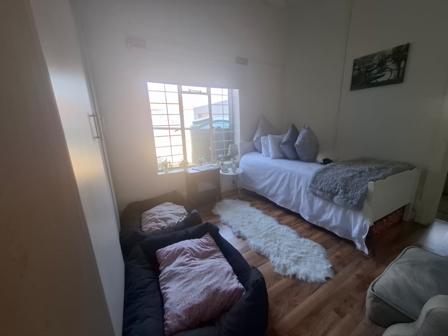 5 Bedroom Property for Sale in Villiers Free State